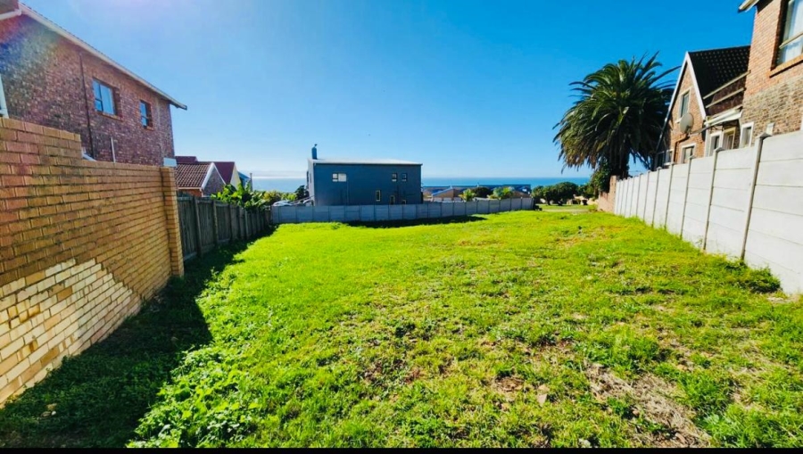 0 Bedroom Property for Sale in Wavecrest Eastern Cape